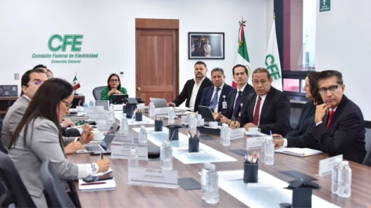 CFE y 29 estados acuerdan estrategias para modernizar red eléctrica