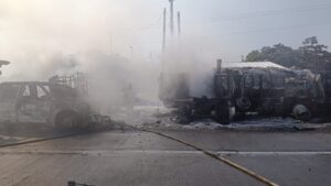 Explota pipa en carretera Cárdenas-Coatzacoalcos sin heridos