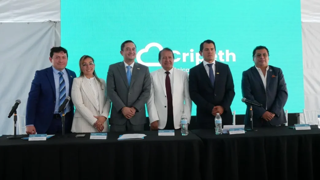 Universidad IPETH inaugura clínica dental CRIPETH en Puebla