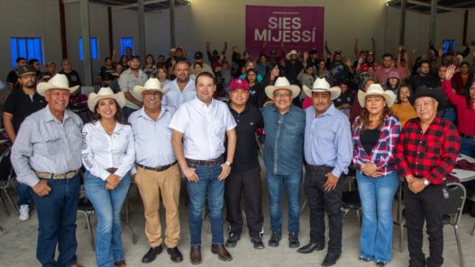 Andrés Mijes impulsa desarrollo comunitario en sur de Nuevo León