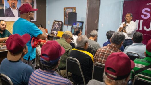 Andrés Mijes refuerza modelo 4T Norteña en colonia Fierro