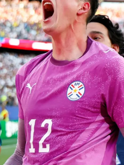 Orlando Gill, arquero de Paraguay, ficha por el Lille francés