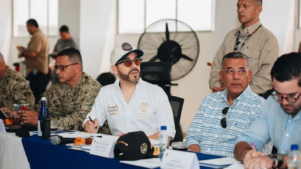 Colombia tratará a todos los grupos armados como terroristas