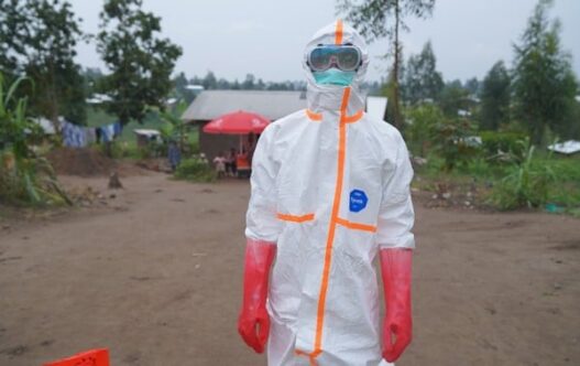 Trabajadores sin salario enfrentan el peor brote de ébola en RDC
