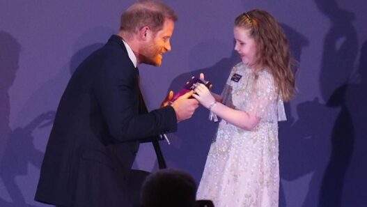 Príncipe Harry entrega premios WellChild 2026 en Londres