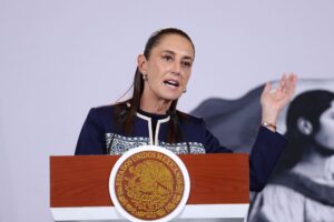 Sheinbaum vincula encuesta sobre intervención militar a elección en EU