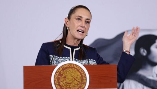 Sheinbaum vincula encuesta sobre intervención militar a elección en EU