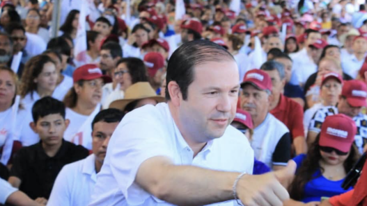 Pedro Lozano lidera preferencias en Nuevo Laredo: encuesta Palavro