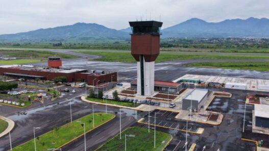 Aeropuerto de Tepic cambia de nombre y refuerza tributo a Nervo