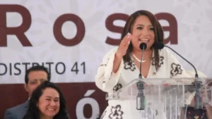 Carmen de la Rosa toma ventaja entre las mujeres de Morena rumbo a Nezahualcóyotl 2027