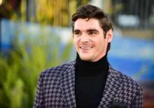 Fallece RJ Mitte, actor de Breaking Bad y activista, a los 34 años