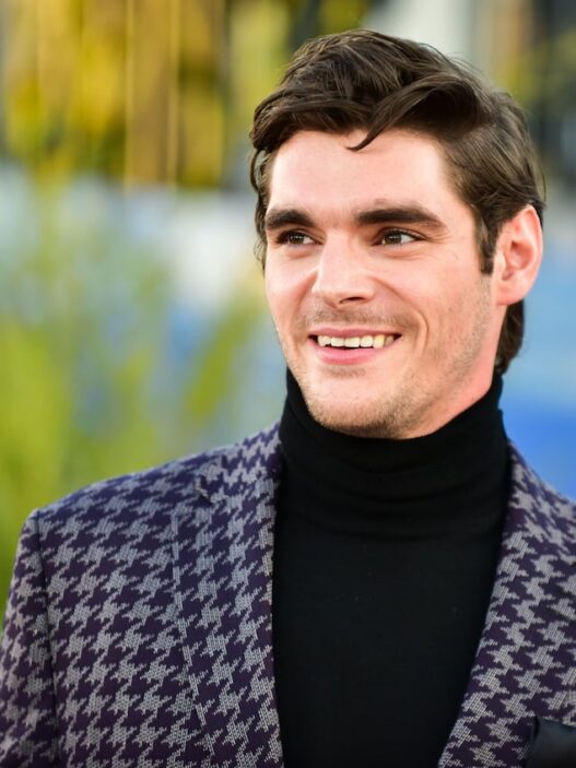 Fallece RJ Mitte, actor de Breaking Bad y activista, a los 34 años