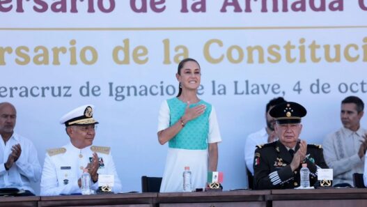 Sheinbaum conmemora 205 años de la Armada de México en Veracruz