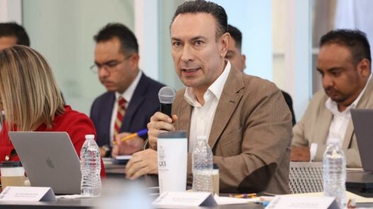 Arturo Maximiliano busca liderar Comités de Morena en Querétaro