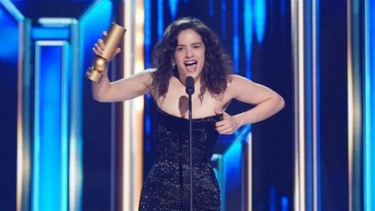 Rosalía triunfa en Premios Billboard Latinos 2026 en Miami