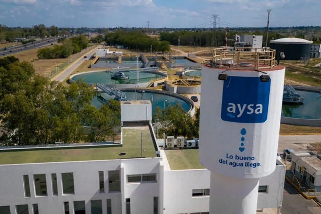 Argentina privatiza AySA: Filiberti adquiere 90% por US$340 millones
