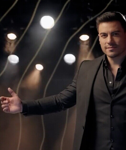 Carlos Rivera pausa su carrera para cirugía por problemas vocales